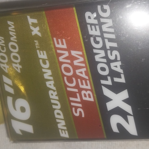 Windshield wiper sells from Michelin at 34.99 - Picture 4 of 11